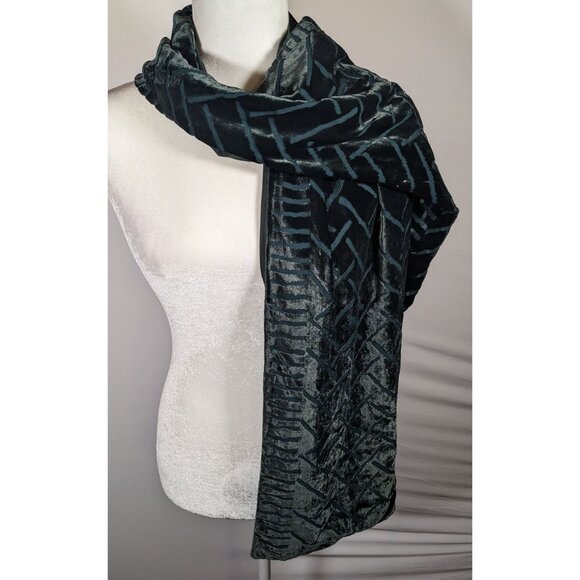 Vintage Dark Blue Criss Cross Geometric Velvet Burnout Scarf - Picture 6 of 7